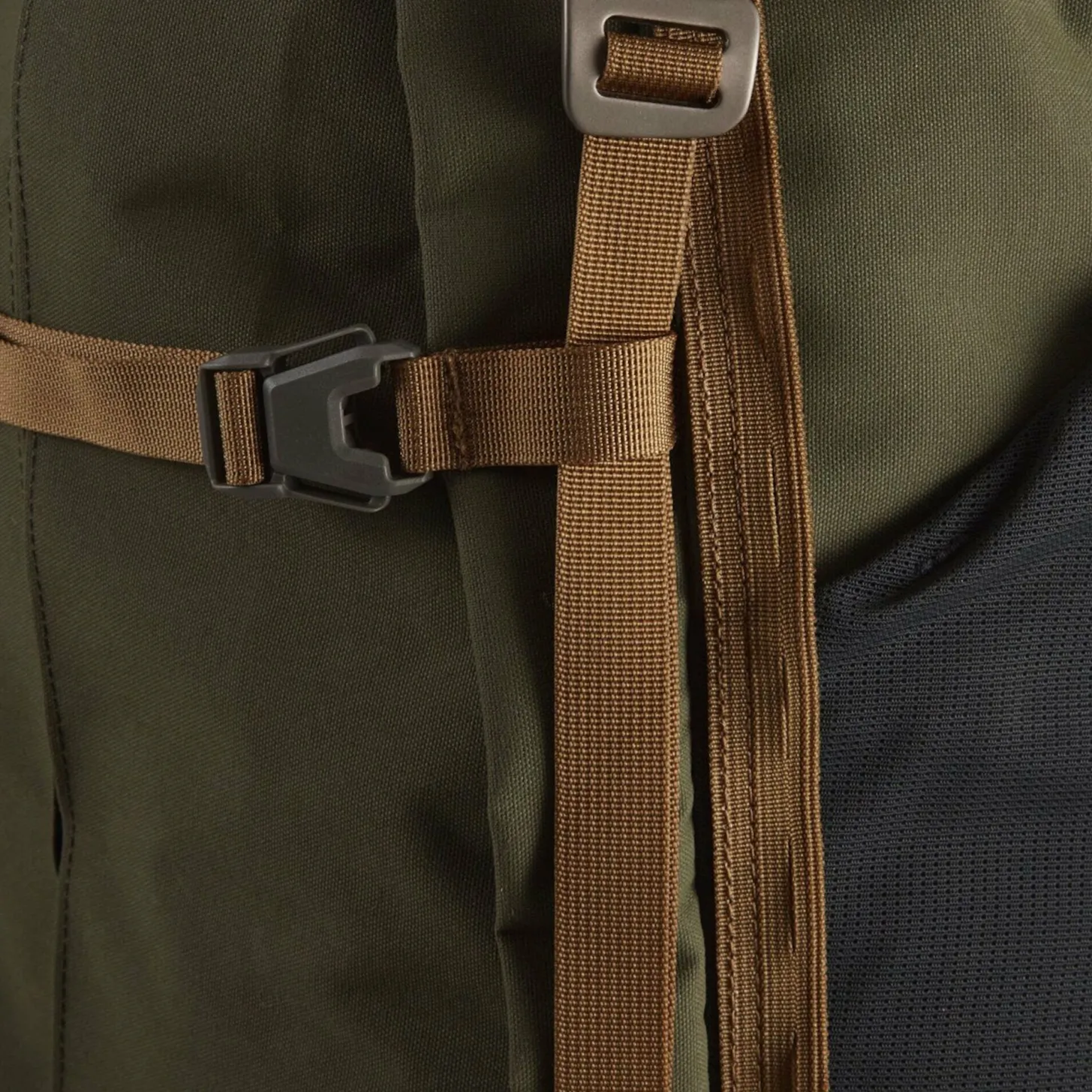 Lundhags Saruk Pro 60 L Regular Long Forest Green Online