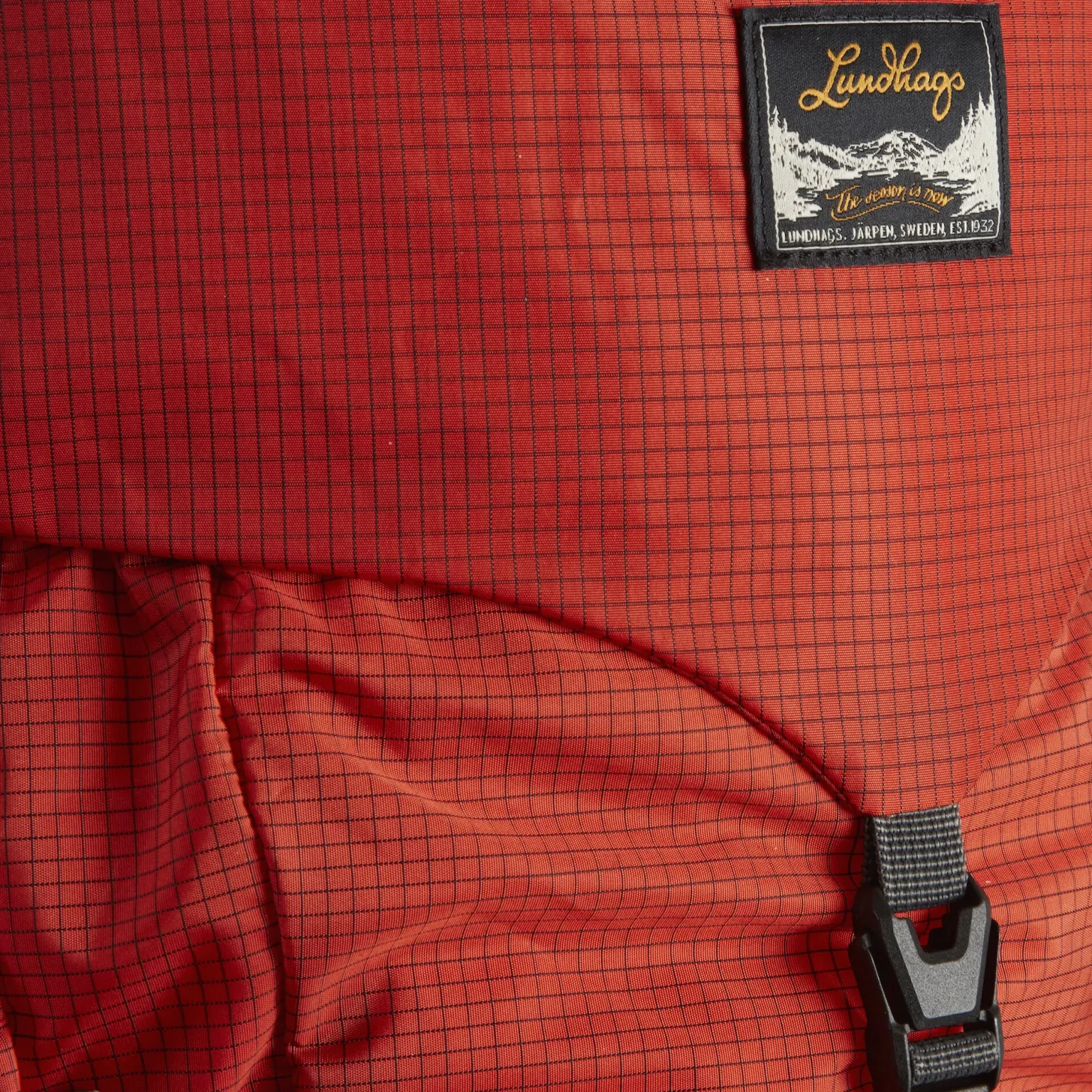 Lundhags Tived Light 25 L Lively Red Sale